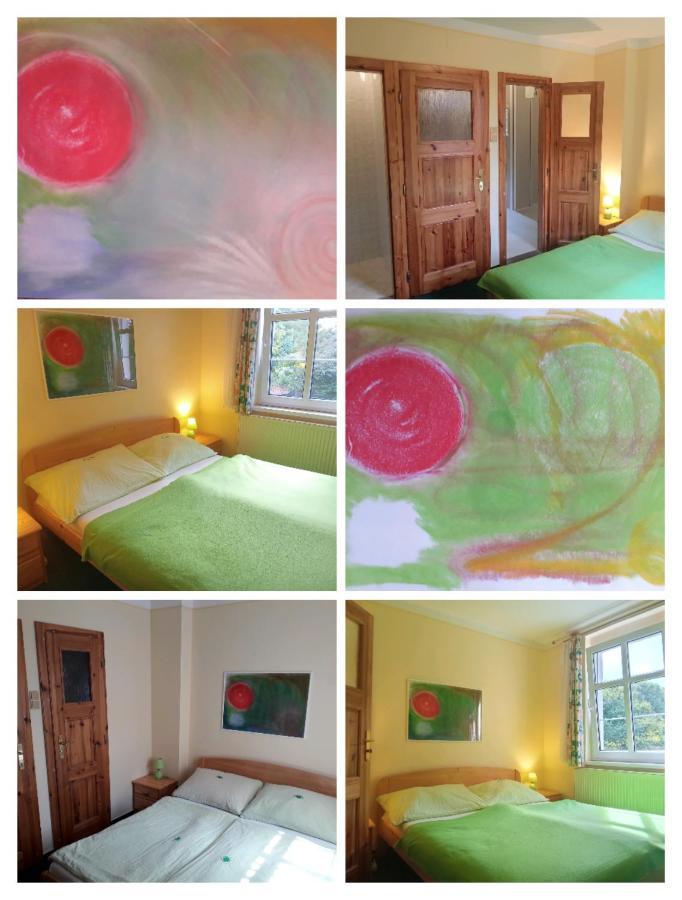 Hotel U Zeleneho Stromu - Zum Gruenen Baum Hrensko Bagian luar foto