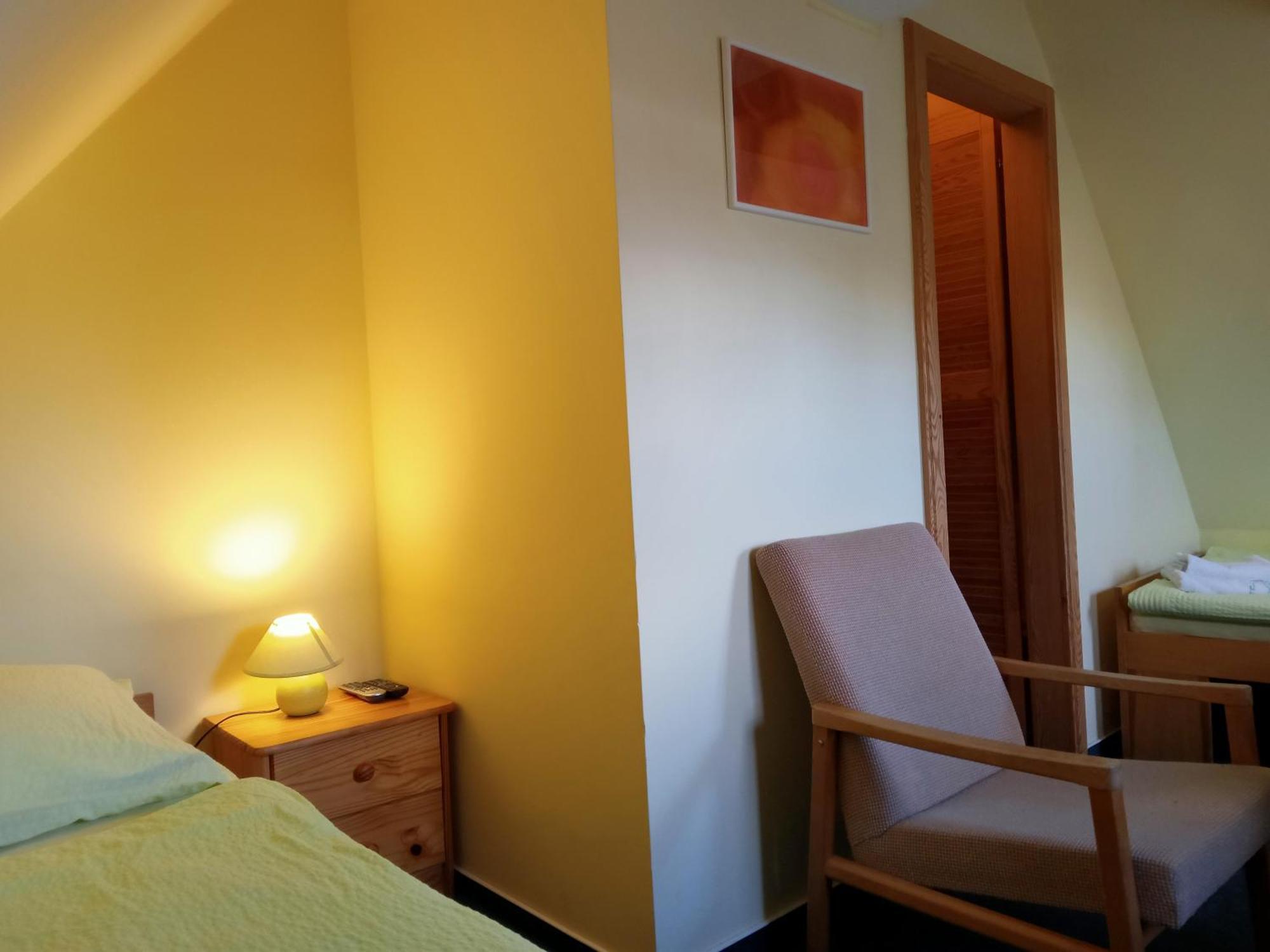 Hotel U Zeleneho Stromu - Zum Gruenen Baum Hrensko Bagian luar foto